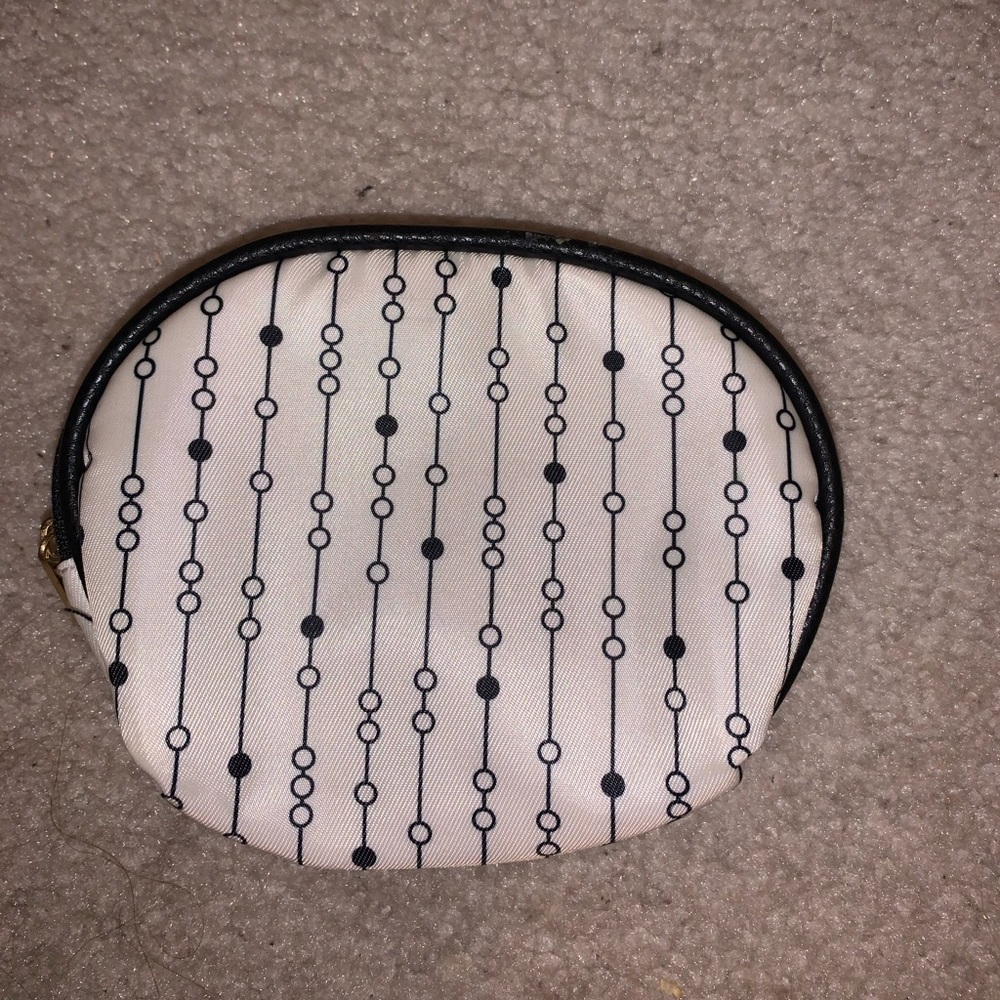 Small cosmetic bag, perfect for travel